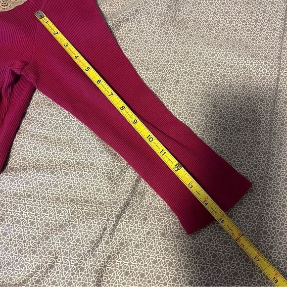 LACE DETAILED TOP - Picture 5 of 5